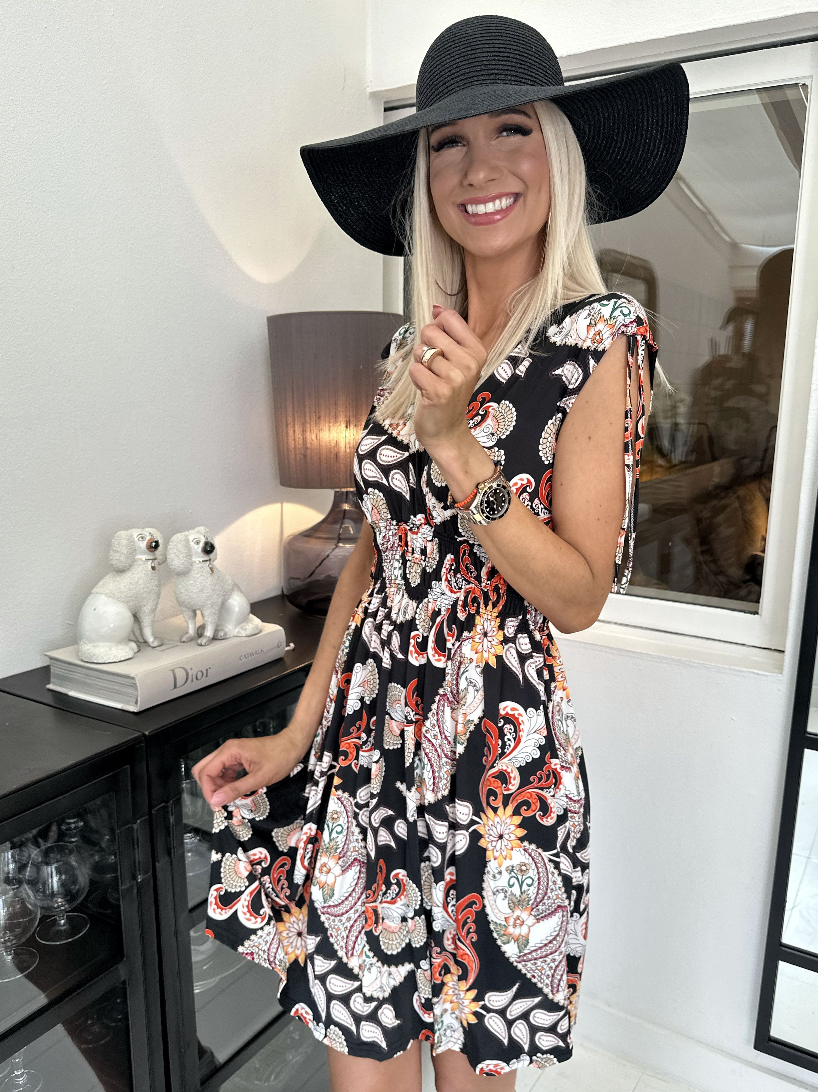 Pams Paisley Short - Kort elastisk kjole i krølfrit stof